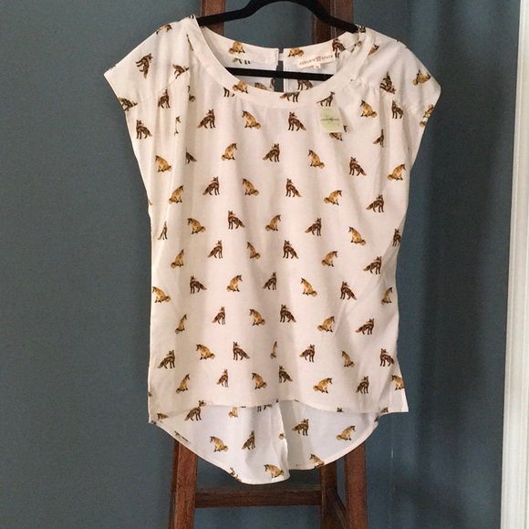Altar'd State Tops - Altar’d State Fox Short Sleeve Blouse Top Medium